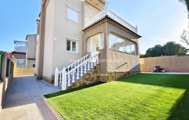 Revente - Villa - Orihuela - Villamartin