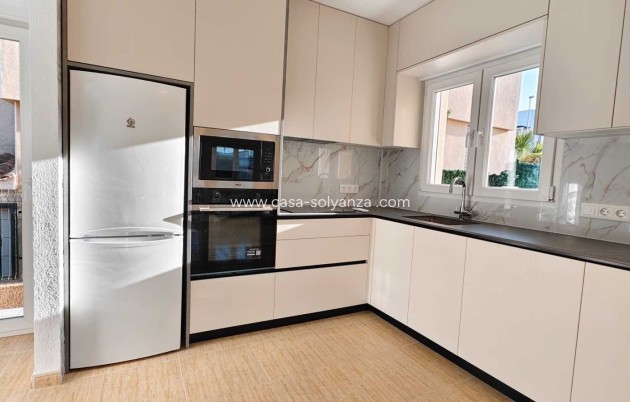 Revente - Villa - Orihuela - Villamartin