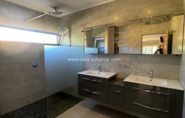 Resale - Villa - Torrevieja - Los Balcones