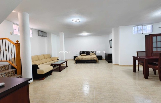 Revente - Villa - Orihuela - Villamartin