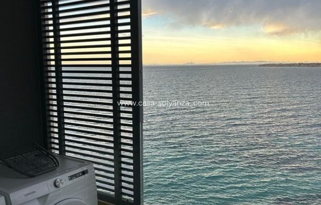 Resale - Apartment / flat - Punta Prima - Costa Blanca