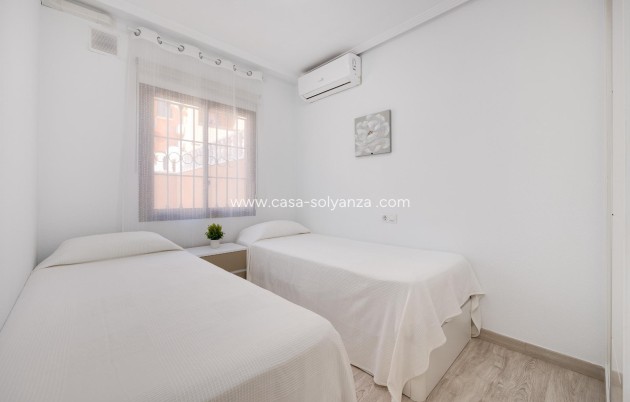 Herverkoop - Bungalow - Torrevieja - Aguas nuevas