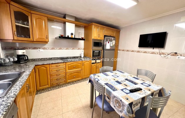 Revente - Maison de ville - Pinoso - Inland