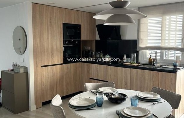Resale - Apartment / flat - Punta Prima - Costa Blanca
