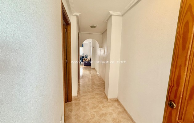 Resale - Apartment / flat - Torrevieja - Center