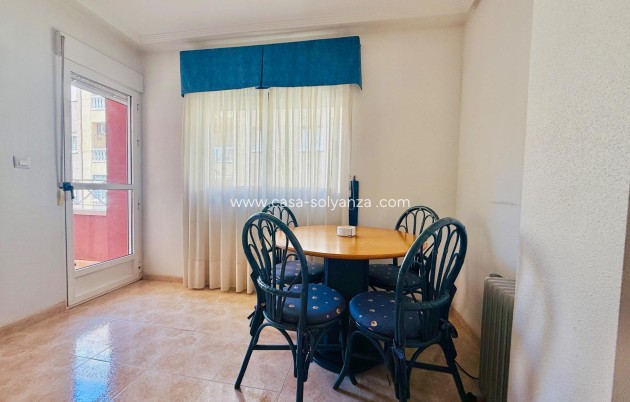 Resale - Apartment / flat - Torrevieja - Center