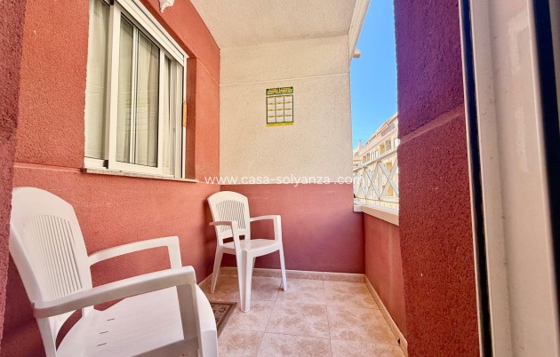 Resale - Apartment / flat - Torrevieja - Center