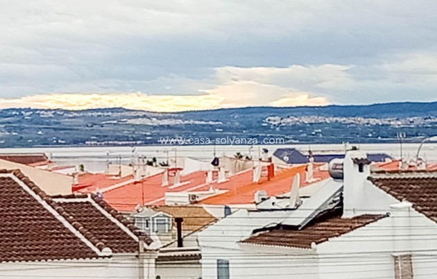 Herverkoop - Villa - Torrevieja - La Siesta
