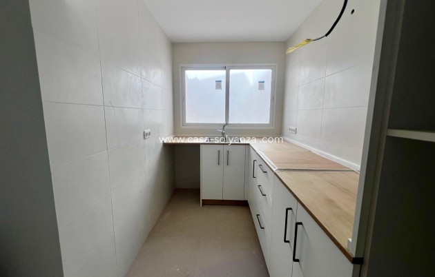 Revente - Maison de ville - Pinoso - Inland