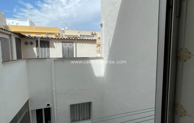 Resale - Apartment / flat - Torrevieja - Costa Blanca