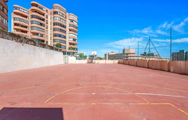 Reventa - Apartamento / piso - Arenales del Sol - Segunda linea playa