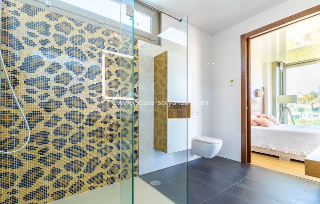 Revente - Villa - Orihuela Costa - La Zenia