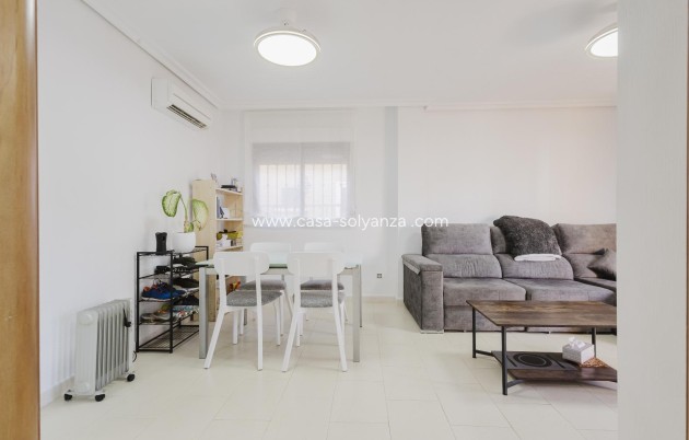 Reventa - Villa - Torrevieja - Aguas nuevas