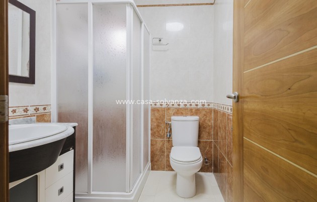 Reventa - Villa - Torrevieja - Aguas nuevas