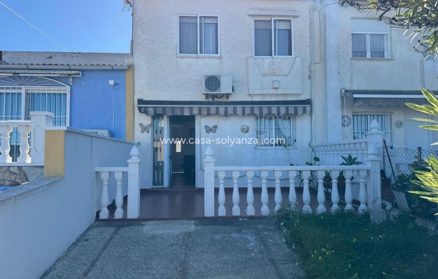 Herverkoop - Villa - Torrevieja - Los Balcones