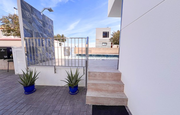 Reventa - Apartamento / piso - Guardamar del Segura - Urbanizaciones