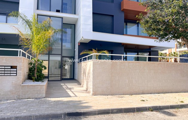 Reventa - Apartamento / piso - Guardamar del Segura - Urbanizaciones