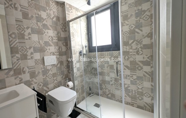 Reventa - Apartamento / piso - Orihuela - Villamartin