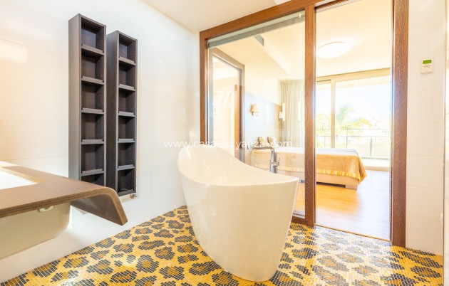 Revente - Villa - Orihuela Costa - La Zenia