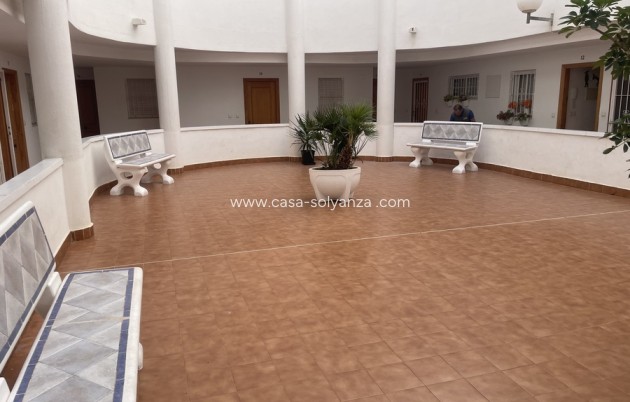 Reventa - Apartamento / piso - Torrevieja - 0