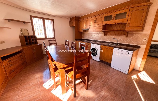 Resale - Semi Detached House - Torrevieja