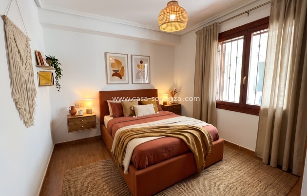 Resale - Semi Detached House - Torrevieja