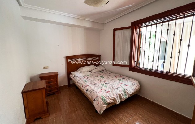 Resale - Semi Detached House - Torrevieja