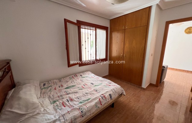 Resale - Semi Detached House - Torrevieja