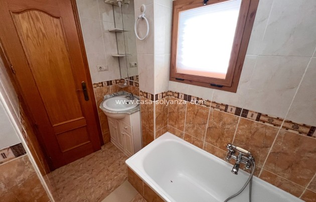 Resale - Semi Detached House - Torrevieja