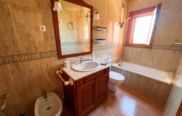 Resale - Semi Detached House - Torrevieja