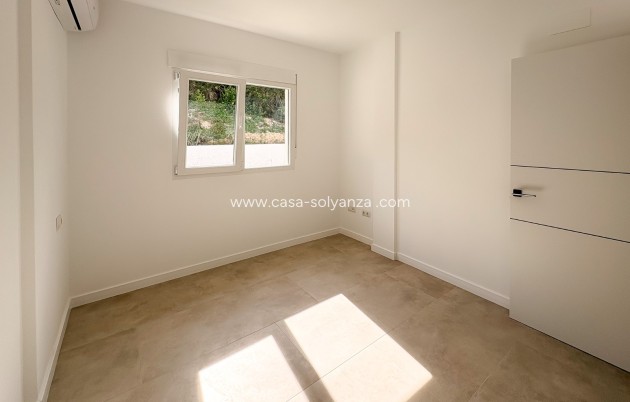 Reventa - Semi-Detached Villa - El Campello - Pueblo Acantilado - Venta Lanuza