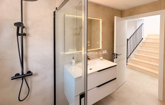 Reventa - Semi-Detached Villa - El Campello - Pueblo Acantilado - Venta Lanuza