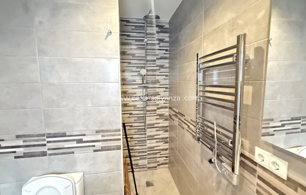 Reventa - Villa - Villamartin - Costa Blanca