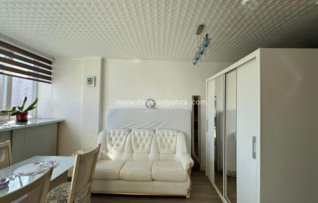 Reventa - Apartamento / piso - Torrevieja - Center