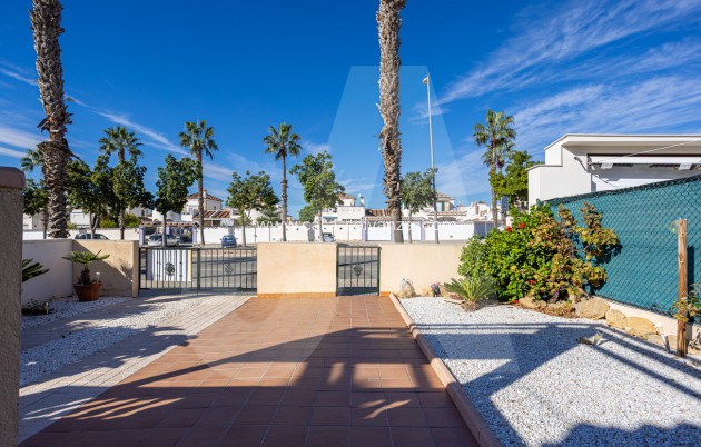 Reventa - Villa - Guardamar del Segura - El Raso