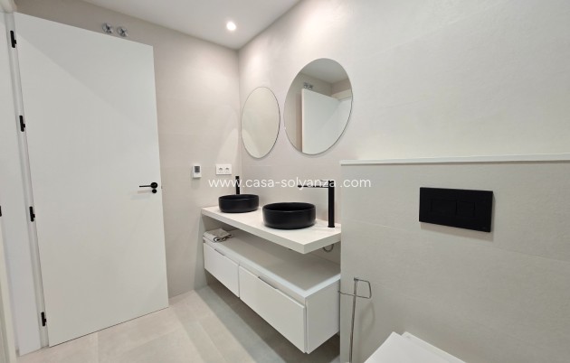 Herverkoop - Apartment / Flat * - Pilar de la Horadada *