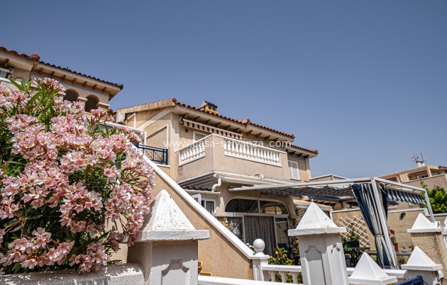 Reventa - Apartamento / piso - Playa Flamenca - Zenia Mar