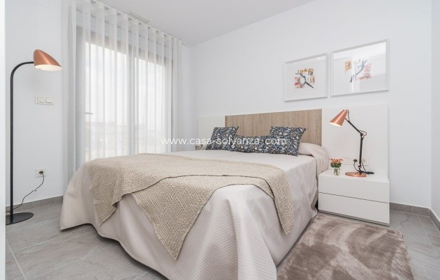 Obra nueva - Bungalow - Torrevieja - Los Balcones