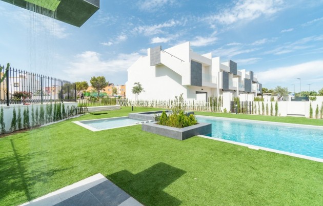 Obra nueva - Bungalow - Torrevieja - Los Balcones