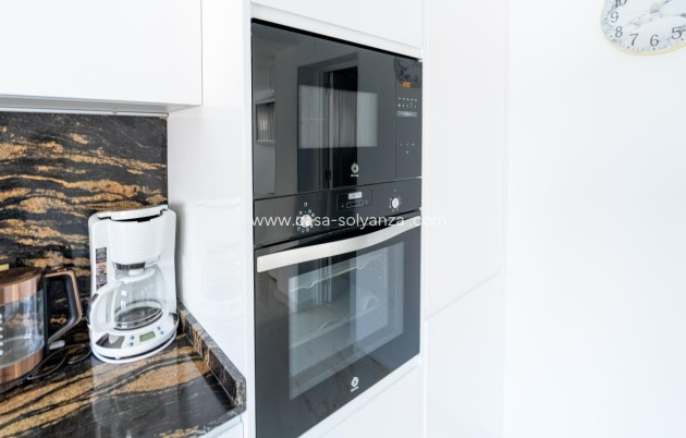 Herverkoop - Herenhuis - Torrevieja - Punta Prima