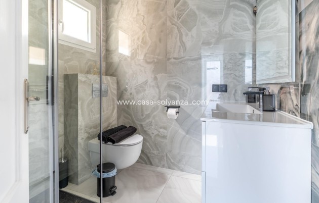 Herverkoop - Herenhuis - Torrevieja - Punta Prima