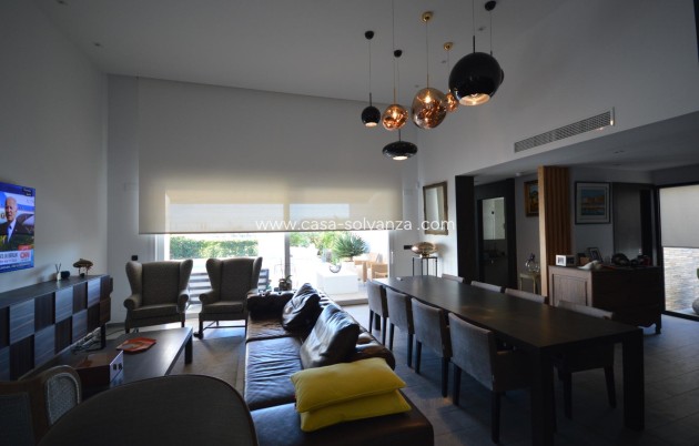 Reventa - Villa - Algorfa - Club De Golf La Finca