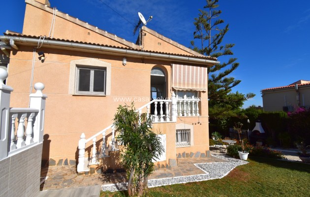 Reventa - Villa - Orihuela Costa - Los Balcones