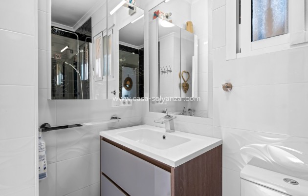 Wiederverkauf - Villa - El Raso