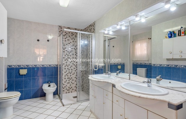 Reventa - Villa - Orihuela Costa - Playa Flamenca