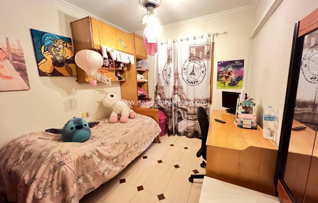 Resale - Apartment / flat - Orihuela - Los Huertos