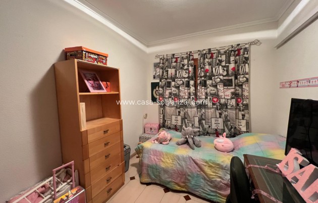 Resale - Apartment / flat - Orihuela - Los Huertos