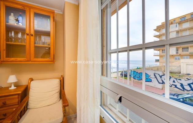 Reventa - Apartamento / piso - Torrevieja - Center