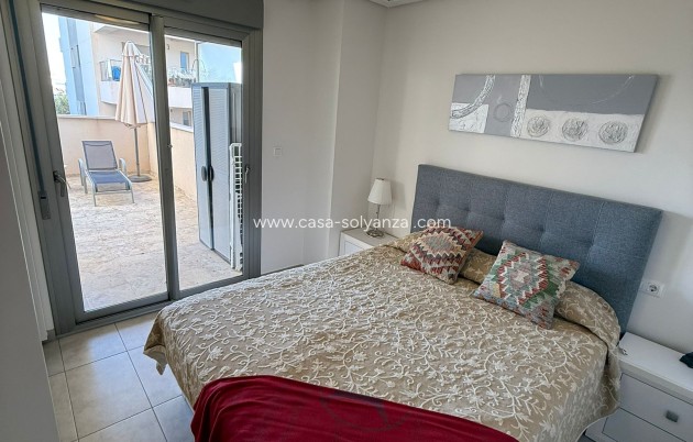 Reventa - Apartamento / piso - Orihuela - Villamartin