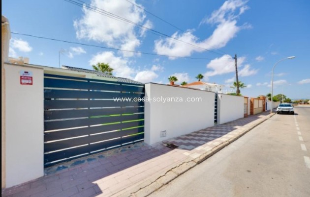 Reventa - Villa - Torrevieja - La Siesta